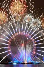 Watch New Year\'s Eve Fireworks From London Moviesjoy